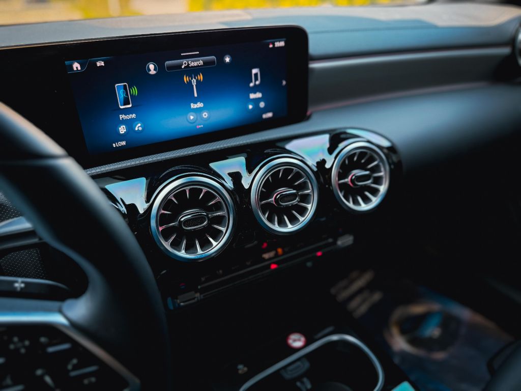 Mercedes-Benz CLA 250 2025 (10)