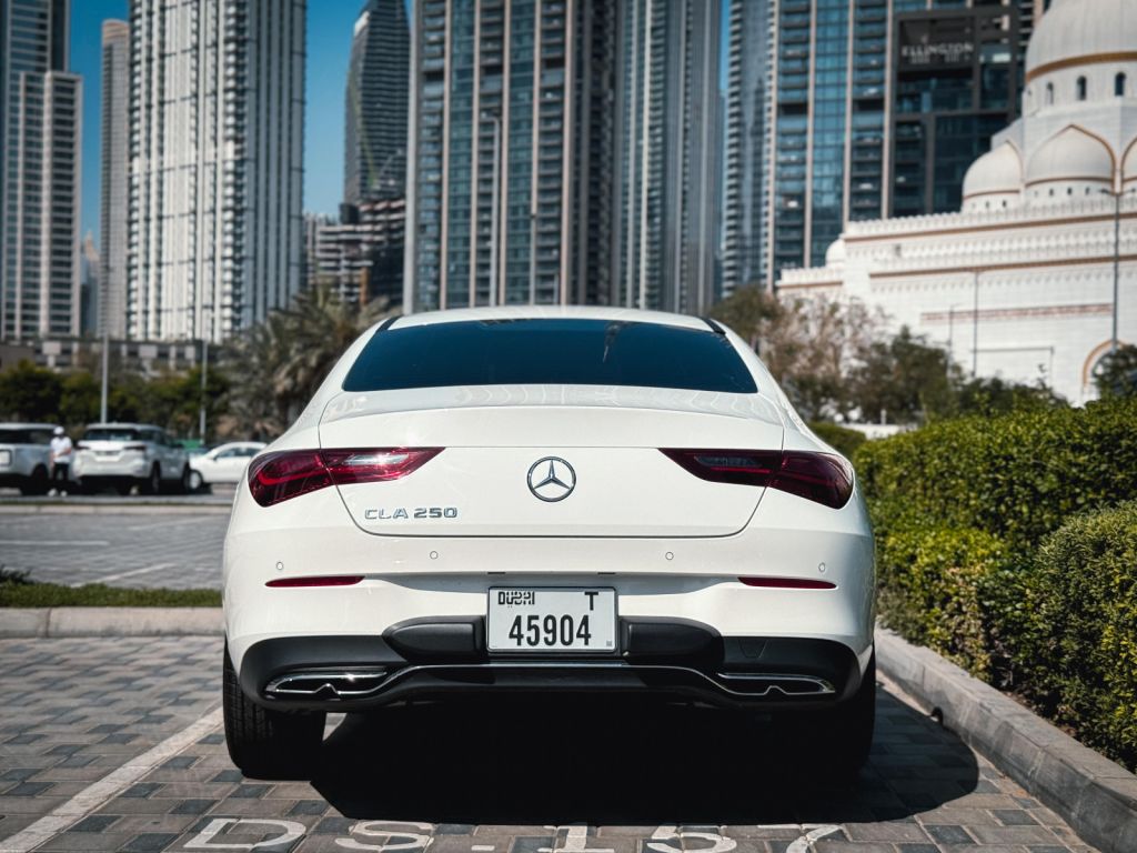 Mercedes-Benz CLA 250 2025 (6)