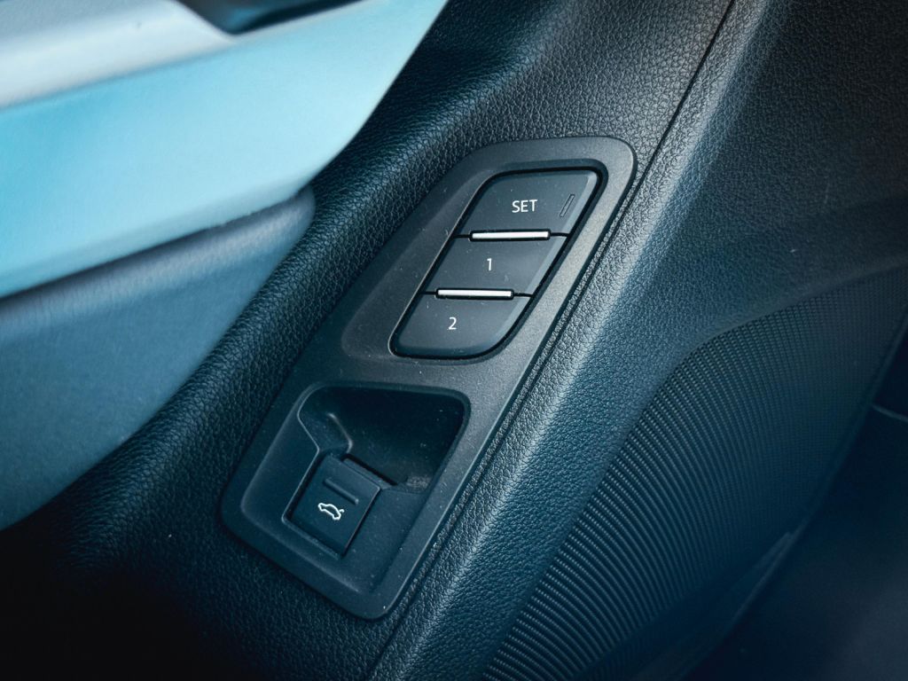 WhatsApp Image 2025-09-21 at 1.20.37 PM