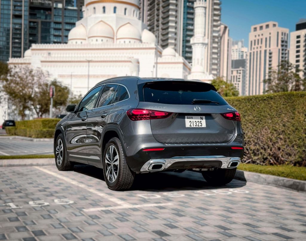 Mercedes Benz GLA 250 2025 (14)