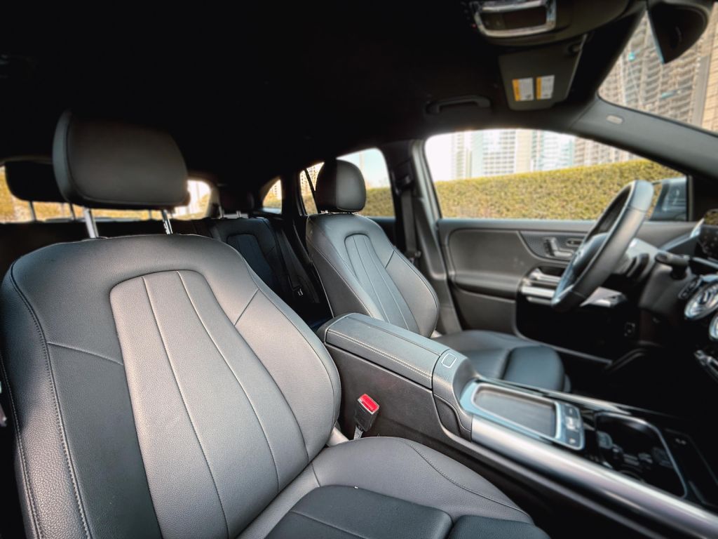 Mercedes Benz GLA 250 2025 (8)