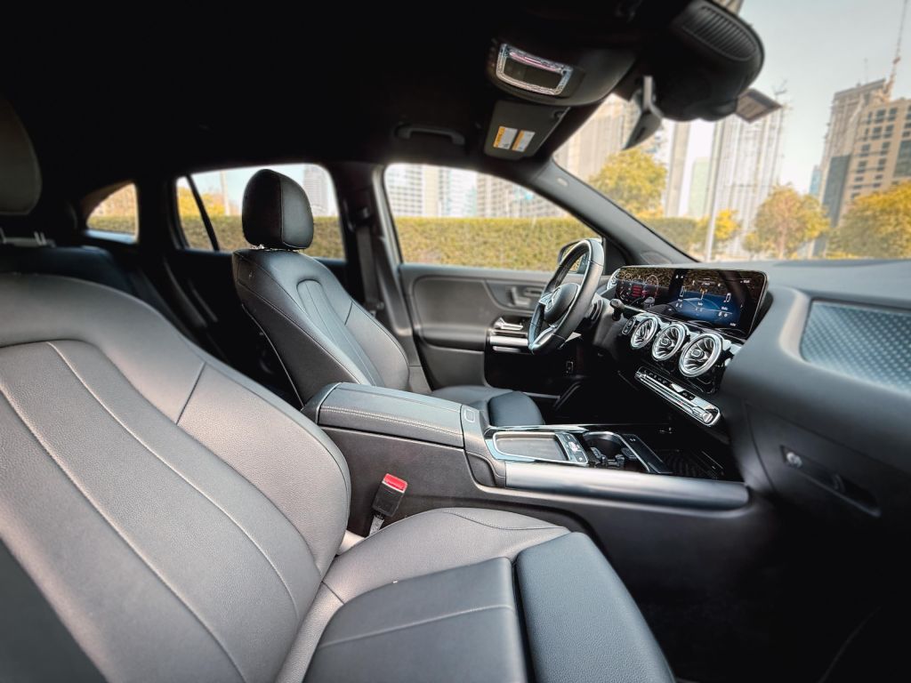 Mercedes Benz GLA 250 2025 (9)